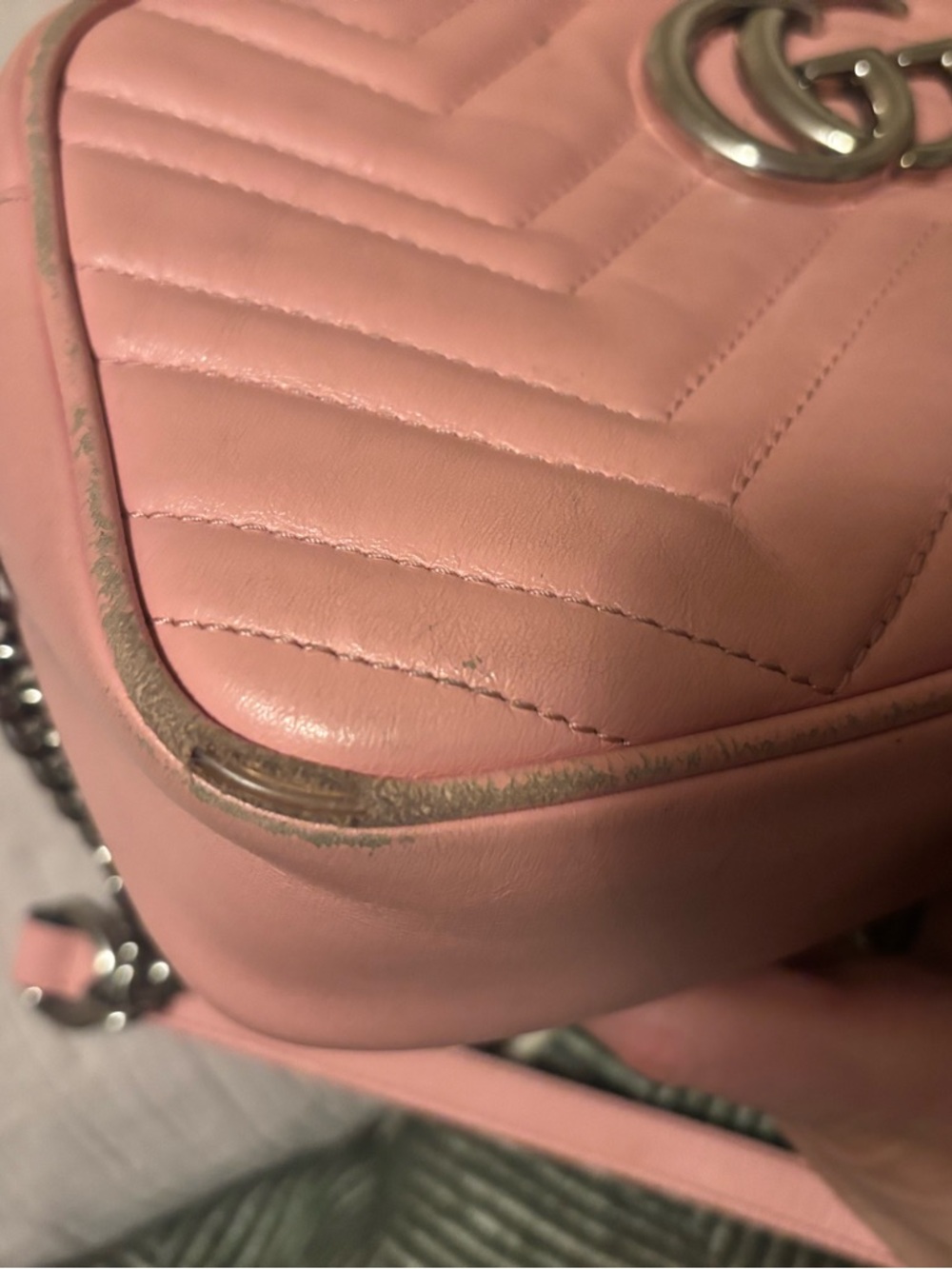 Gucci Pink Chevron Quilted Leather Crossbody with Double G - Picture 3 of 16